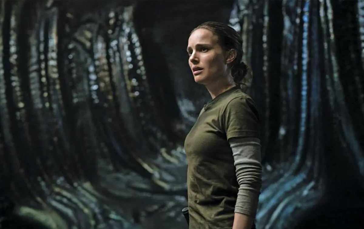frames from the movie "Annihilation"