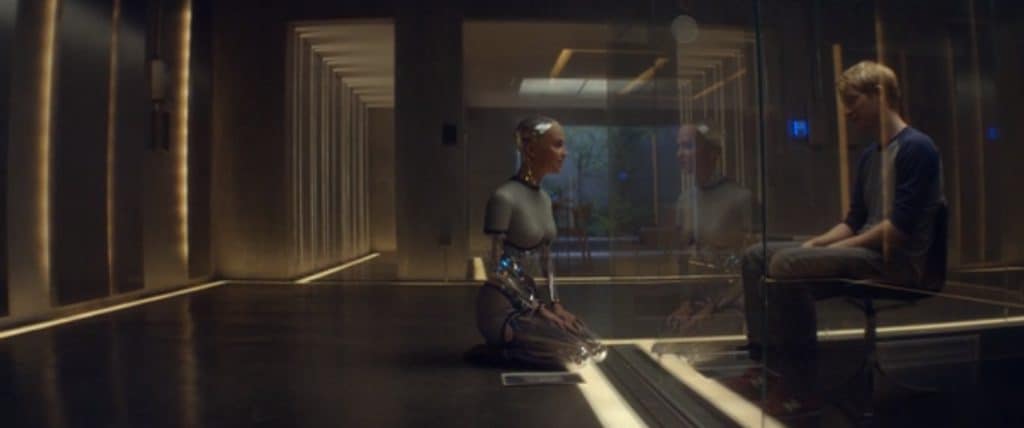 Out of the Car (Ex machina, 2015) Film Bedeutung und Erklärung