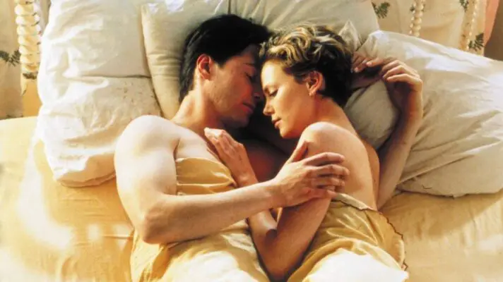 The meaning of the film is the melodrama "Sweet November"