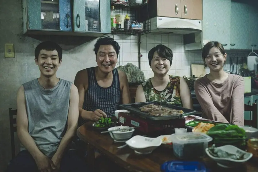 The hidden meaning of the film "Parasite" - 2019