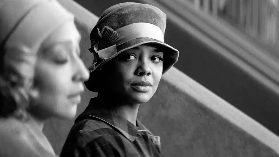 Bedeutung des Films „Passing“ und Ende erklärt