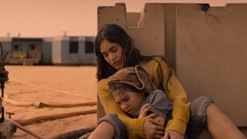 Sofia Boutella and Brooklyn Prince of Settlers