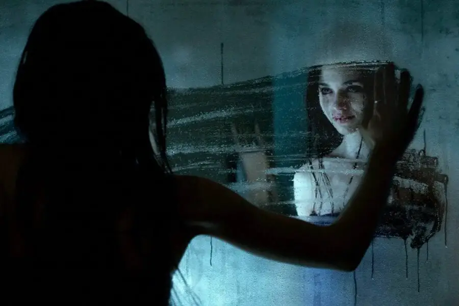 „Look Away“-Ende erklärt und Filmanalyse – Blimey